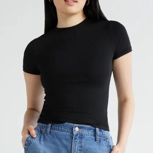 Black Contour Crew Neck Tee Short Sleeve T-Shirt XL 16-18 New with Tags Fitted